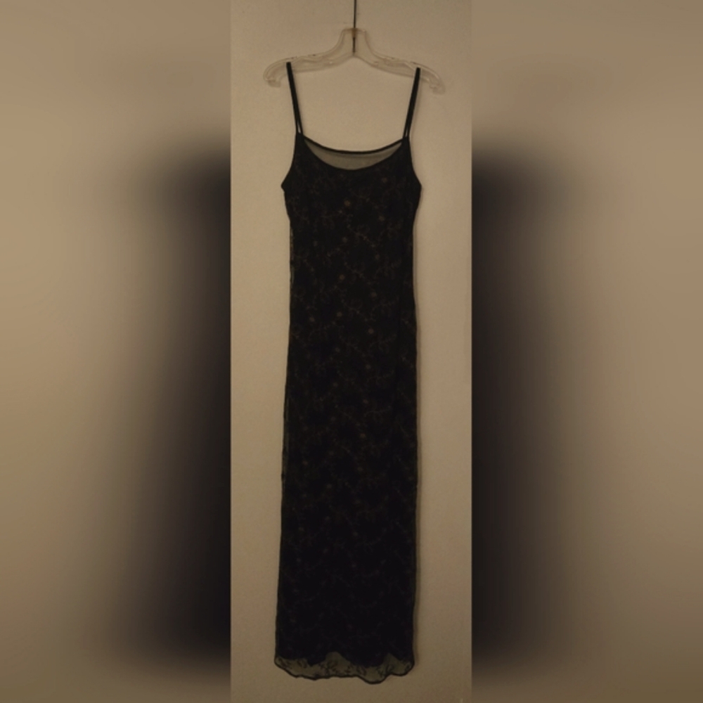 👗UEC - LAUNDRY by Shelli Segal; Beautiful 3D embroidered Maxi Dress; Size…